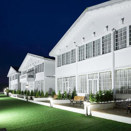 Treebo Skydale Inn & Suites With Mountain View Ooty Extérieur photo