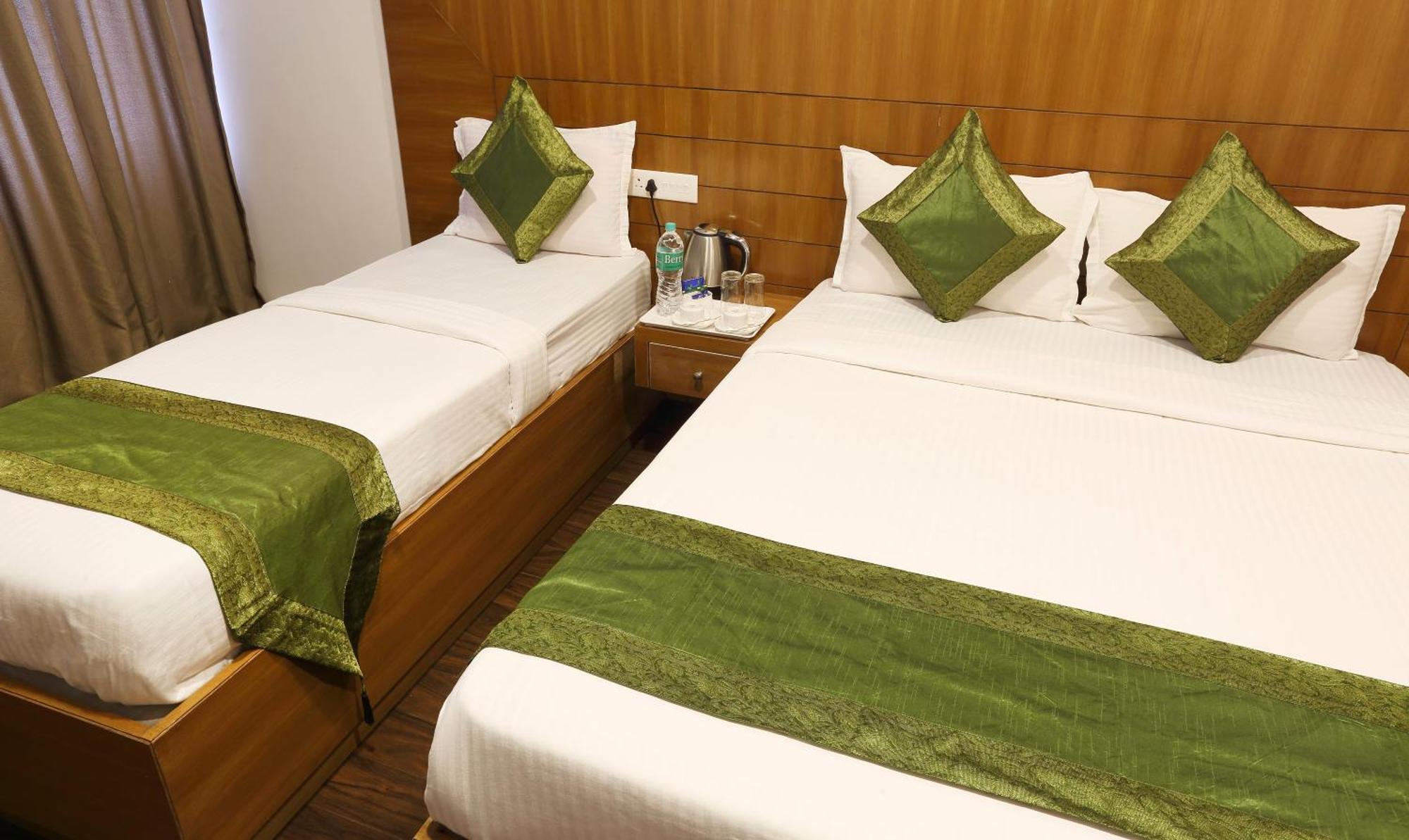 Treebo Skydale Inn & Suites With Mountain View Ooty Extérieur photo
