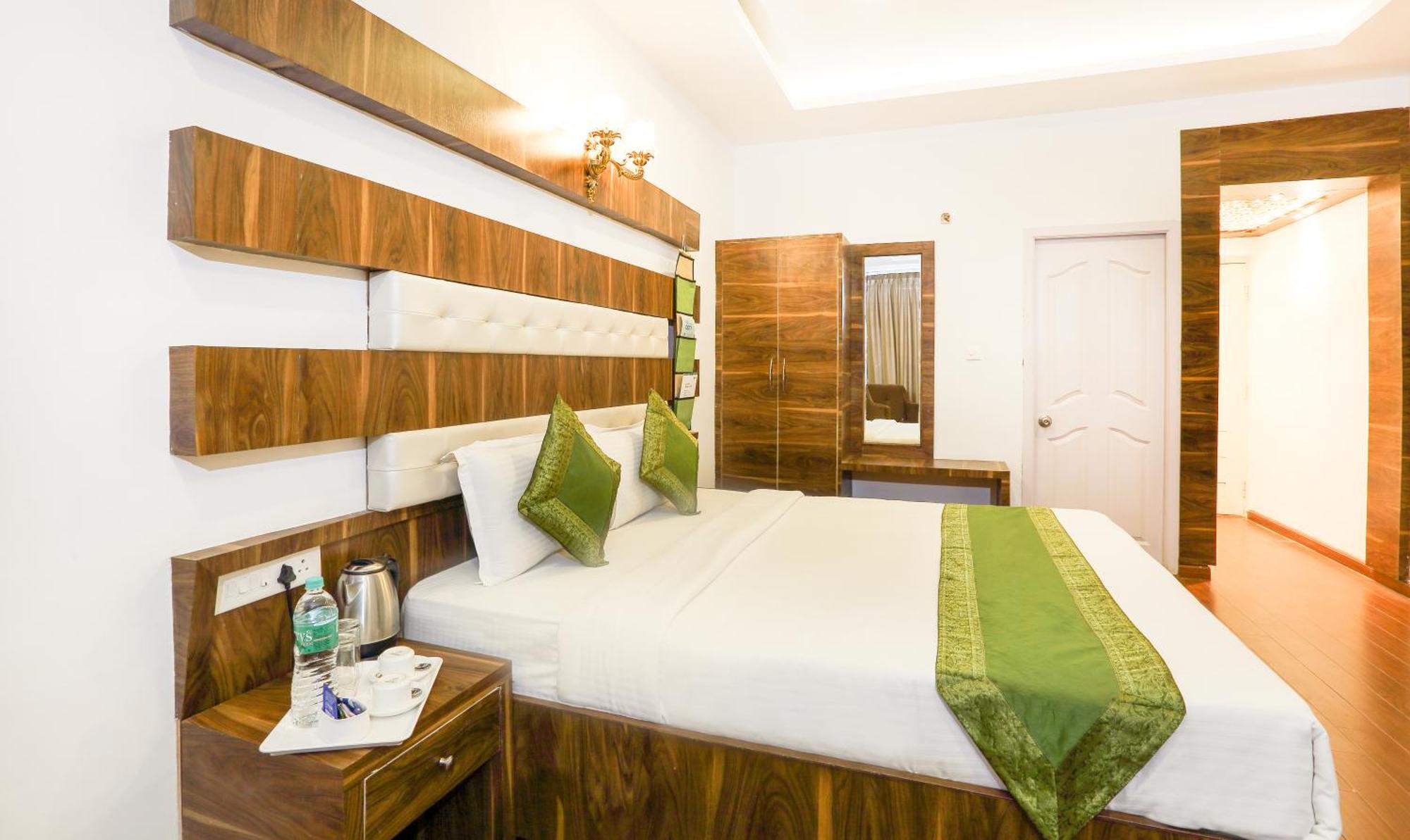 Treebo Skydale Inn & Suites With Mountain View Ooty Extérieur photo