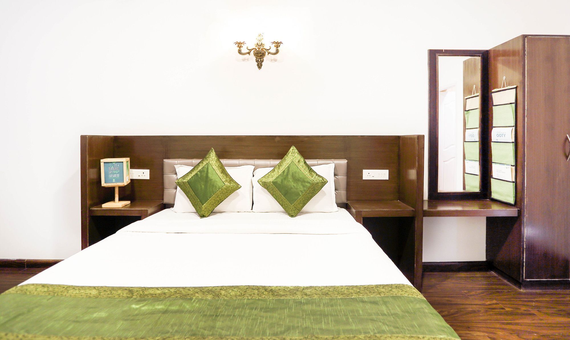Treebo Skydale Inn & Suites With Mountain View Ooty Extérieur photo